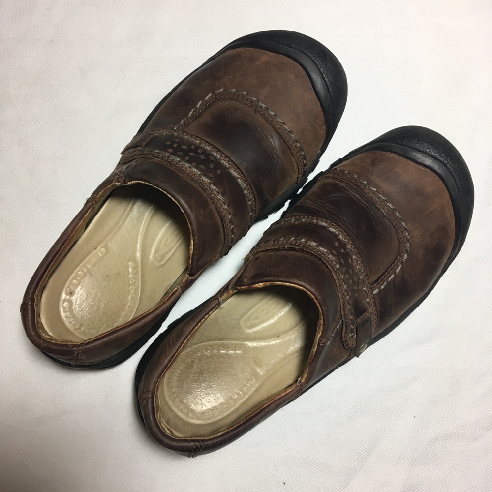 Keen Loafers Brown Leather Slip-on Shoes  Size 6